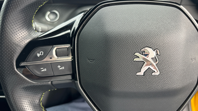 Peugeot 208 1.2 PureTech 100 GT 5dr Petrol Hatchback